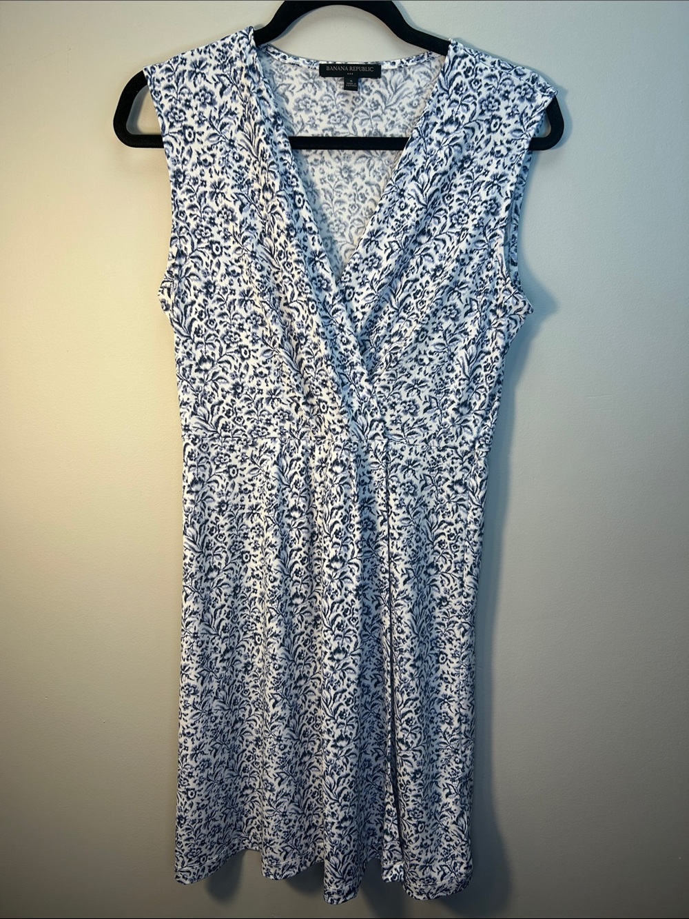 Banana Republic White and Navy Floral Wrap-Style Midi Dress